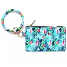 Load image into Gallery viewer, Wristlets - Single Pocket w/ Braclet
